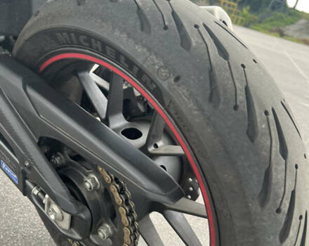 Серый Хонда CBR 400R, объемом двигателя 0.4 л и пробегом 26 тыс. км за 6000 $, фото 5 на Automoto.ua