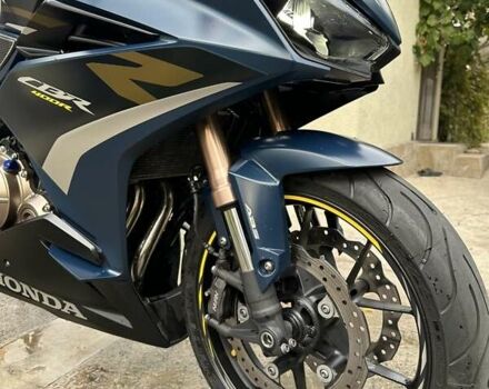 Синий Хонда CBR 400R, объемом двигателя 0.4 л и пробегом 20 тыс. км за 6000 $, фото 9 на Automoto.ua