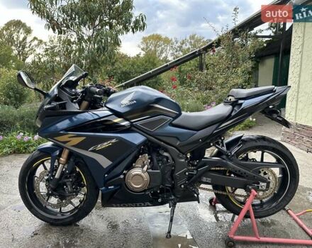 Синий Хонда CBR 400R, объемом двигателя 0.4 л и пробегом 20 тыс. км за 6000 $, фото 1 на Automoto.ua