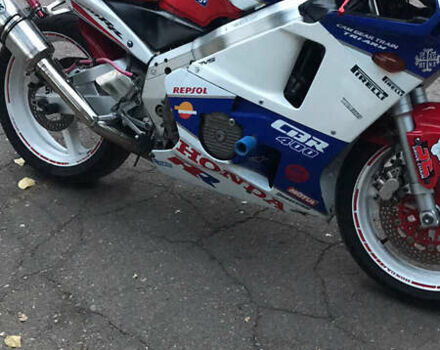 Синий Хонда CBR 400RR, объемом двигателя 0.4 л и пробегом 45 тыс. км за 1300 $, фото 1 на Automoto.ua