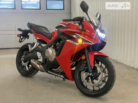 Хонда CBR 650 2018 в Киеве на Automoto.ua Красный Хонда CBR 650, объемом двигателя 0.65 л и пробегом 8 тыс. км за 7700 $, фото 1 на Automoto.ua