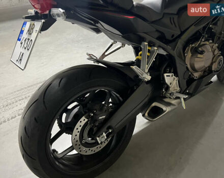 Чорний Хонда CBR 650R, об'ємом двигуна 0.65 л та пробігом 7 тис. км за 8500 $, фото 7 на Automoto.ua