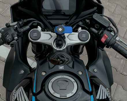 Черный Хонда CBR 650R, объемом двигателя 0.65 л и пробегом 9 тыс. км за 8500 $, фото 16 на Automoto.ua