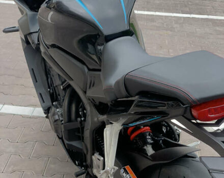 Черный Хонда CBR 650R, объемом двигателя 0.65 л и пробегом 9 тыс. км за 8500 $, фото 7 на Automoto.ua