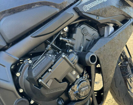 Черный Хонда CBR 650R, объемом двигателя 0.65 л и пробегом 14 тыс. км за 9800 $, фото 9 на Automoto.ua
