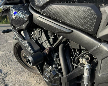Черный Хонда CBR 650R, объемом двигателя 0.65 л и пробегом 14 тыс. км за 9800 $, фото 8 на Automoto.ua