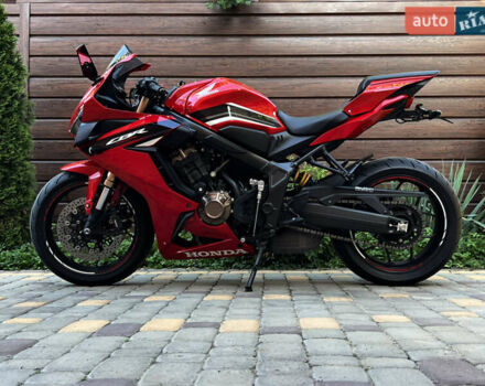Красный Хонда CBR 650R, объемом двигателя 0.65 л и пробегом 5 тыс. км за 8600 $, фото 7 на Automoto.ua