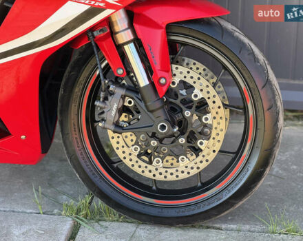 Красный Хонда CBR 650R, объемом двигателя 0.65 л и пробегом 28 тыс. км за 8800 $, фото 6 на Automoto.ua