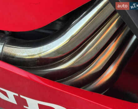 Красный Хонда CBR 650R, объемом двигателя 0.65 л и пробегом 28 тыс. км за 8800 $, фото 13 на Automoto.ua