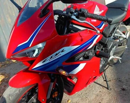 Красный Хонда CBR 650R, объемом двигателя 0.65 л и пробегом 1 тыс. км за 10100 $, фото 15 на Automoto.ua