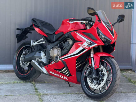 Червоний Хонда CBR 650R, об'ємом двигуна 0.65 л та пробігом 28 тис. км за 8800 $, фото 1 на Automoto.ua