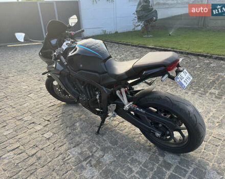 Хонда CBR 650R, объемом двигателя 0.65 л и пробегом 10 тыс. км за 8800 $, фото 3 на Automoto.ua