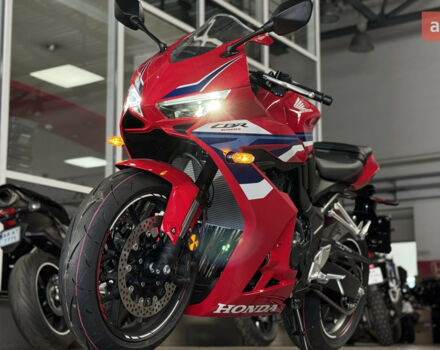 Хонда CBR 650R, объемом двигателя 0 л и пробегом 0 тыс. км за 10323 $, фото 3 на Automoto.ua