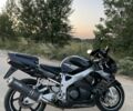 Хонда CBR 900RR, объемом двигателя 0.92 л и пробегом 0 тыс. км за 4500 $, фото 3 на Automoto.ua