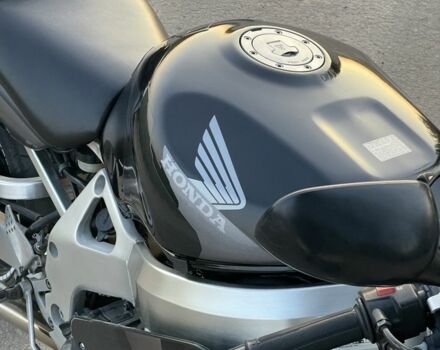 Хонда CBR 900RR, объемом двигателя 0.92 л и пробегом 0 тыс. км за 4500 $, фото 7 на Automoto.ua