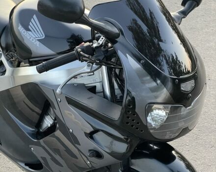Хонда CBR 900RR, объемом двигателя 0.92 л и пробегом 0 тыс. км за 4500 $, фото 6 на Automoto.ua