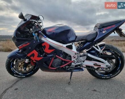 Синій Хонда CBR 900RR, об'ємом двигуна 0.9 л та пробігом 60 тис. км за 4000 $, фото 4 на Automoto.ua