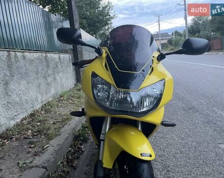 Желтый Хонда CBR 929RR, объемом двигателя 0.93 л и пробегом 42 тыс. км за 4999 $, фото 19 на Automoto.ua