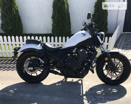 Білий Хонда CMX 500 Rebel, об'ємом двигуна 0.5 л та пробігом 2 тис. км за 6800 $, фото 5 на Automoto.ua