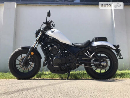 Белый Хонда CMX 500 Rebel, объемом двигателя 0.5 л и пробегом 2 тыс. км за 6800 $, фото 1 на Automoto.ua