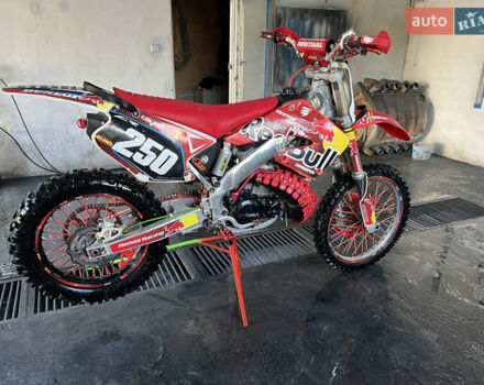 Красный Хонда CR 250R, объемом двигателя 0.25 л и пробегом 1 тыс. км за 3000 $, фото 1 на Automoto.ua