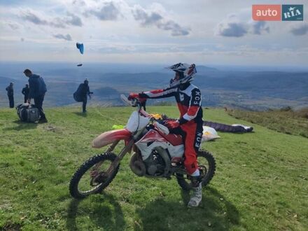 Хонда CR 250R, об'ємом двигуна 0 л та пробігом 11 тис. км за 3100 $, фото 1 на Automoto.ua