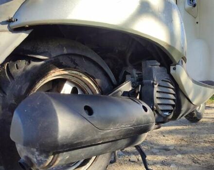 Белый Хонда Crea Scoopy AF-55, объемом двигателя 0 л и пробегом 13 тыс. км за 300 $, фото 4 на Automoto.ua