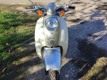 Хонда Crea Scoopy AF-55 2003 в Одессе на Automoto.ua Белый Хонда Crea Scoopy AF-55, объемом двигателя 0 л и пробегом 13 тыс. км за 300 $, фото 1 на Automoto.ua