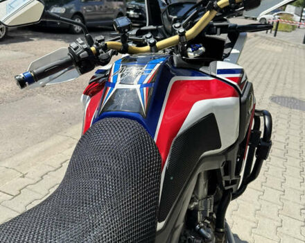 Белый Хонда CRF 1000L Africa Twin, объемом двигателя 1 л и пробегом 31 тыс. км за 12400 $, фото 11 на Automoto.ua