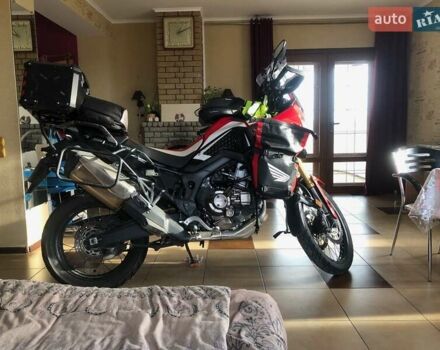 Красный Хонда CRF 1000L Africa Twin, объемом двигателя 1 л и пробегом 44 тыс. км за 11800 $, фото 3 на Automoto.ua