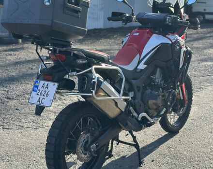 Красный Хонда CRF 1000L Africa Twin, объемом двигателя 1 л и пробегом 47 тыс. км за 12500 $, фото 8 на Automoto.ua