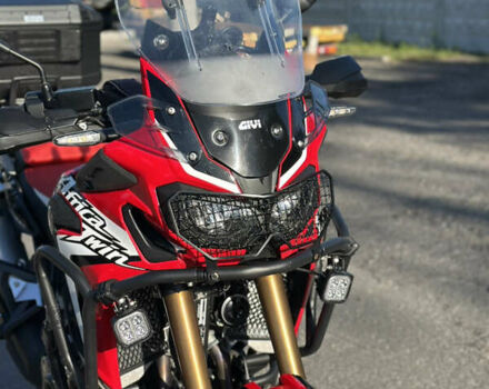 Красный Хонда CRF 1000L Africa Twin, объемом двигателя 1 л и пробегом 47 тыс. км за 12500 $, фото 12 на Automoto.ua