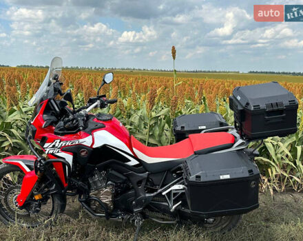 Красный Хонда CRF 1000L Africa Twin, объемом двигателя 1 л и пробегом 47 тыс. км за 12500 $, фото 31 на Automoto.ua