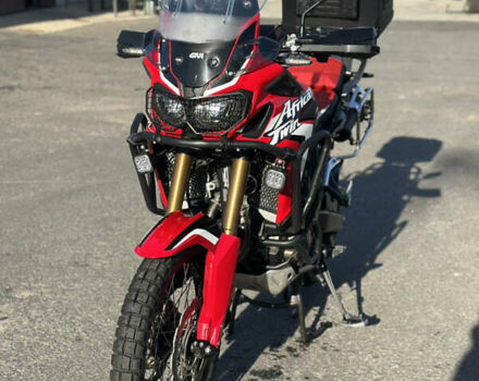 Красный Хонда CRF 1000L Africa Twin, объемом двигателя 1 л и пробегом 47 тыс. км за 12500 $, фото 2 на Automoto.ua