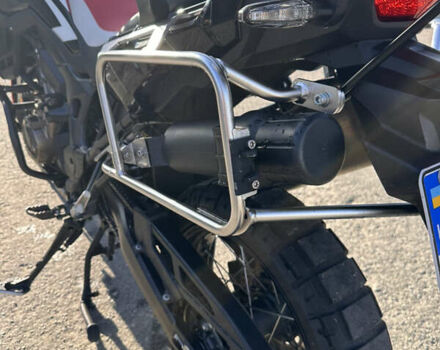 Красный Хонда CRF 1000L Africa Twin, объемом двигателя 1 л и пробегом 47 тыс. км за 12500 $, фото 17 на Automoto.ua