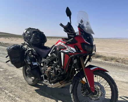 Красный Хонда CRF 1000L Africa Twin, объемом двигателя 1 л и пробегом 47 тыс. км за 12500 $, фото 26 на Automoto.ua