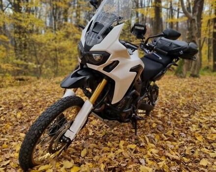 Хонда CRF 1000L Africa Twin, объемом двигателя 0 л и пробегом 32 тыс. км за 12000 $, фото 6 на Automoto.ua
