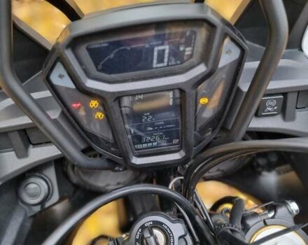 Хонда CRF 1000L Africa Twin, объемом двигателя 0 л и пробегом 32 тыс. км за 12000 $, фото 7 на Automoto.ua