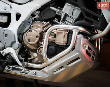 Хонда CRF 1000L Africa Twin, объемом двигателя 1 л и пробегом 44 тыс. км за 12500 $, фото 9 на Automoto.ua