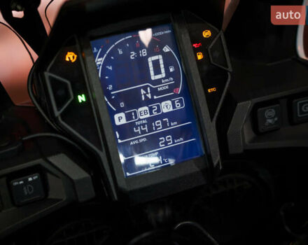 Хонда CRF 1000L Africa Twin, объемом двигателя 1 л и пробегом 44 тыс. км за 12500 $, фото 8 на Automoto.ua