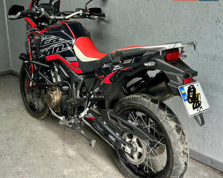 Хонда CRF 1000L Africa Twin, объемом двигателя 1 л и пробегом 12 тыс. км за 10900 $, фото 5 на Automoto.ua