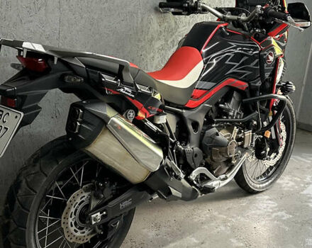 Хонда CRF 1000L Africa Twin, объемом двигателя 1 л и пробегом 12 тыс. км за 10900 $, фото 2 на Automoto.ua