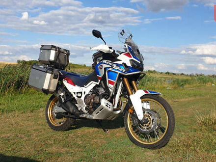 Хонда CRF 1000L Africa Twin 2018 у Кам'янське (Дніпродзержинськ) на Automoto.ua Хонда CRF 1000L Africa Twin, об'ємом двигуна 0 л та пробігом 65 тис. км за 12000 $, фото 1 на Automoto.ua