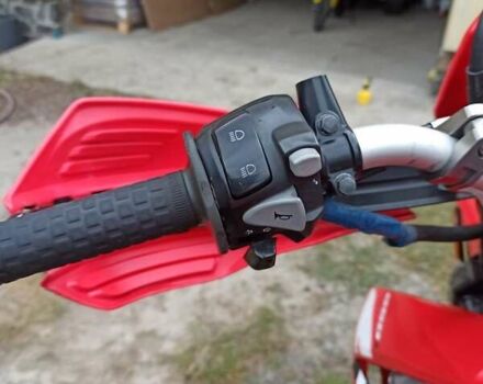 Красный Хонда CRF 100F, объемом двигателя 0.2 л и пробегом 8 тыс. км за 4300 $, фото 5 на Automoto.ua