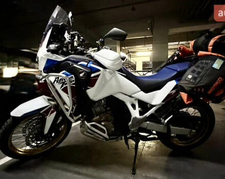 Хонда CRF 1100L Africa Twin, объемом двигателя 1.08 л и пробегом 7 тыс. км за 19000 $, фото 2 на Automoto.ua