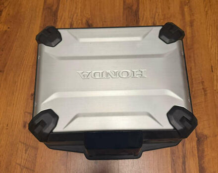 Хонда CRF 1100L Africa Twin, объемом двигателя 1.08 л и пробегом 7 тыс. км за 19000 $, фото 9 на Automoto.ua