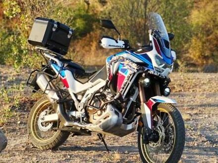 Хонда CRF 1100L Africa Twin, объемом двигателя 1.1 л и пробегом 40 тыс. км за 15500 $, фото 1 на Automoto.ua