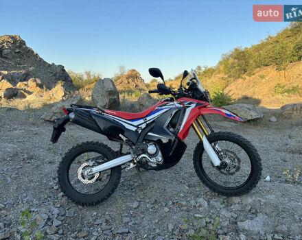 Хонда CRF 250L Rally, объемом двигателя 0.25 л и пробегом 18 тыс. км за 4500 $, фото 1 на Automoto.ua