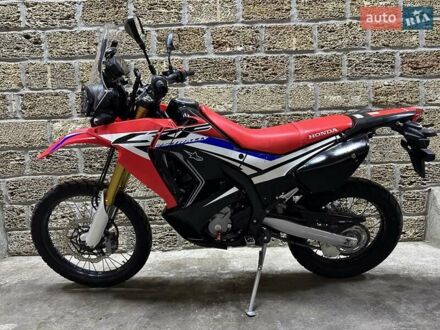 Хонда CRF 250L Rally 2017 в Одессе на Automoto.ua Хонда CRF 250L Rally, объемом двигателя 0 л и пробегом 15 тыс. км за 4700 $, фото 1 на Automoto.ua