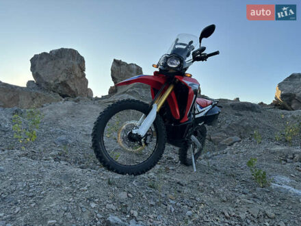 Хонда CRF 250L Rally 2017 в Днепре (Днепропетровске) на Automoto.ua Хонда CRF 250L Rally, объемом двигателя 0.25 л и пробегом 18 тыс. км за 4500 $, фото 1 на Automoto.ua